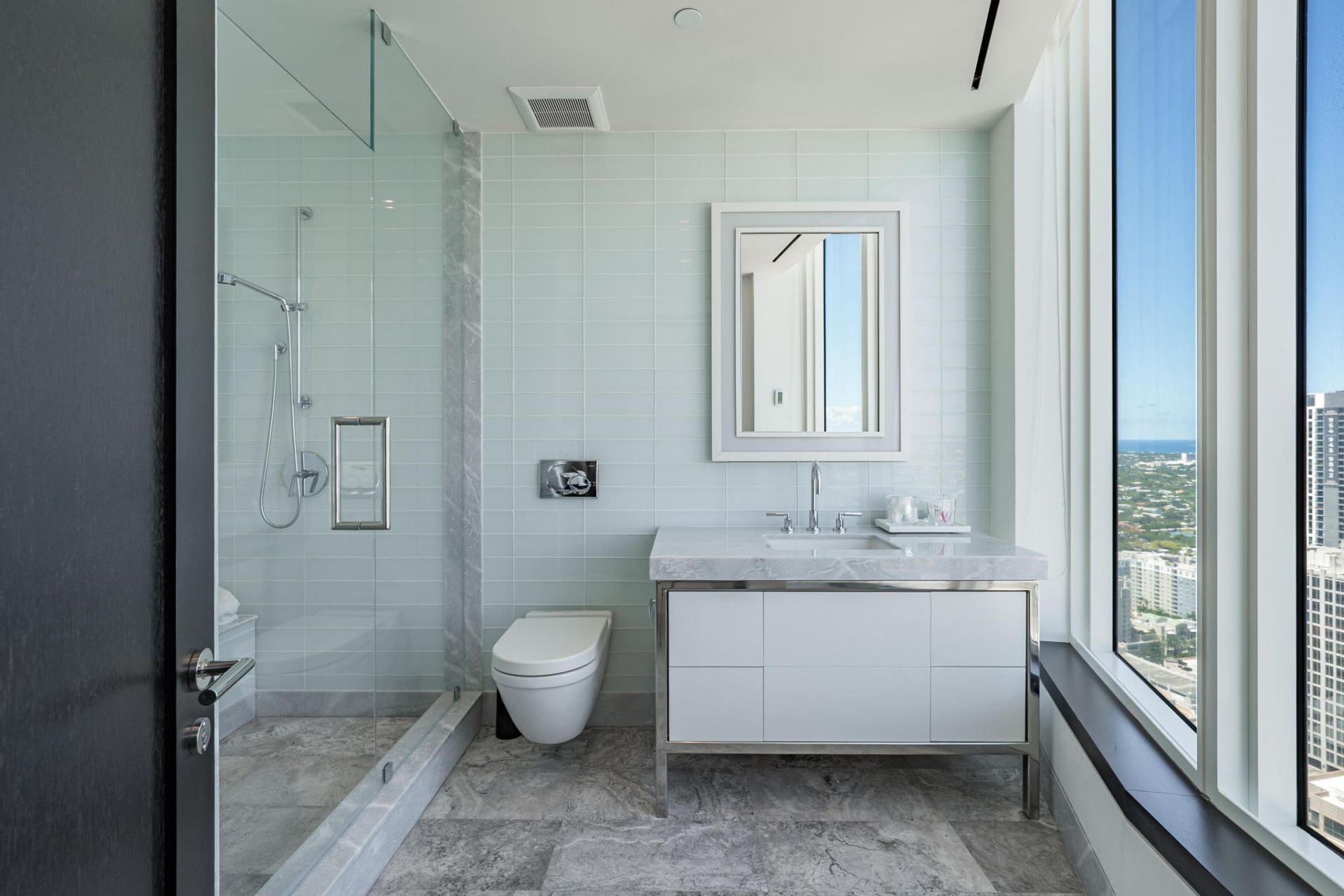333 Las Olas Way, Unit 4206, Fort Lauderdale, FL 33301 Photo