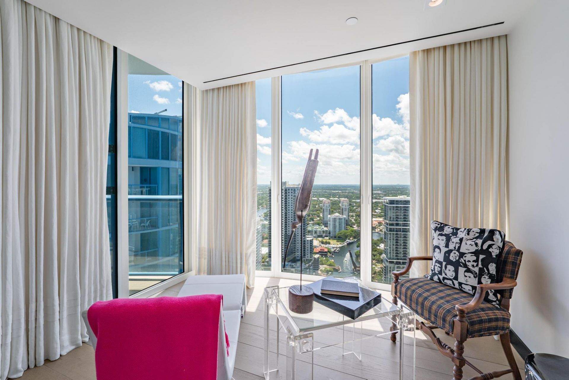 333 Las Olas Way, Unit 4206, Fort Lauderdale, FL 33301 Photo