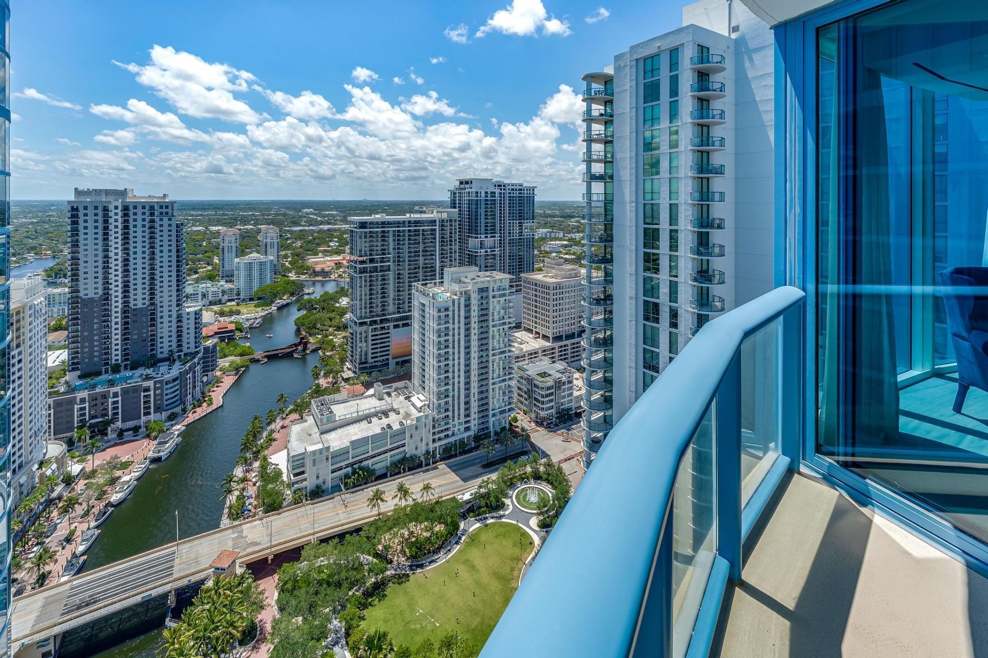 333 Las Olas Way, Unit 4206, Fort Lauderdale, FL 33301 Photo