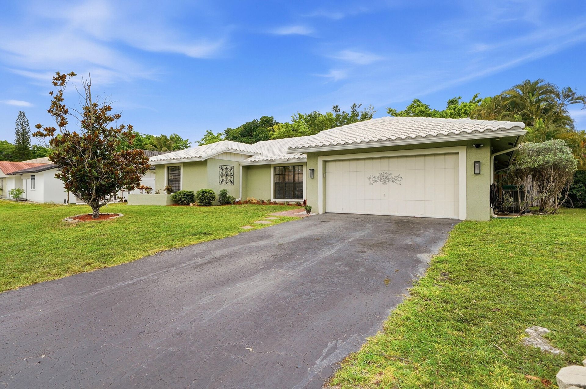2145 NW 85th Lane, Coral Springs, FL 33071 Photo