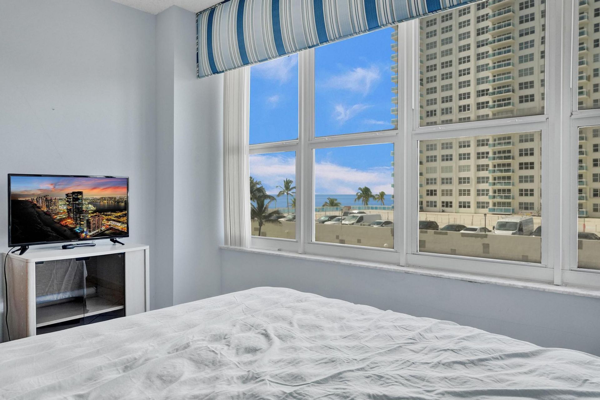4010 Galt Ocean Drive, Unit 310, Fort Lauderdale, FL 33308 Photo