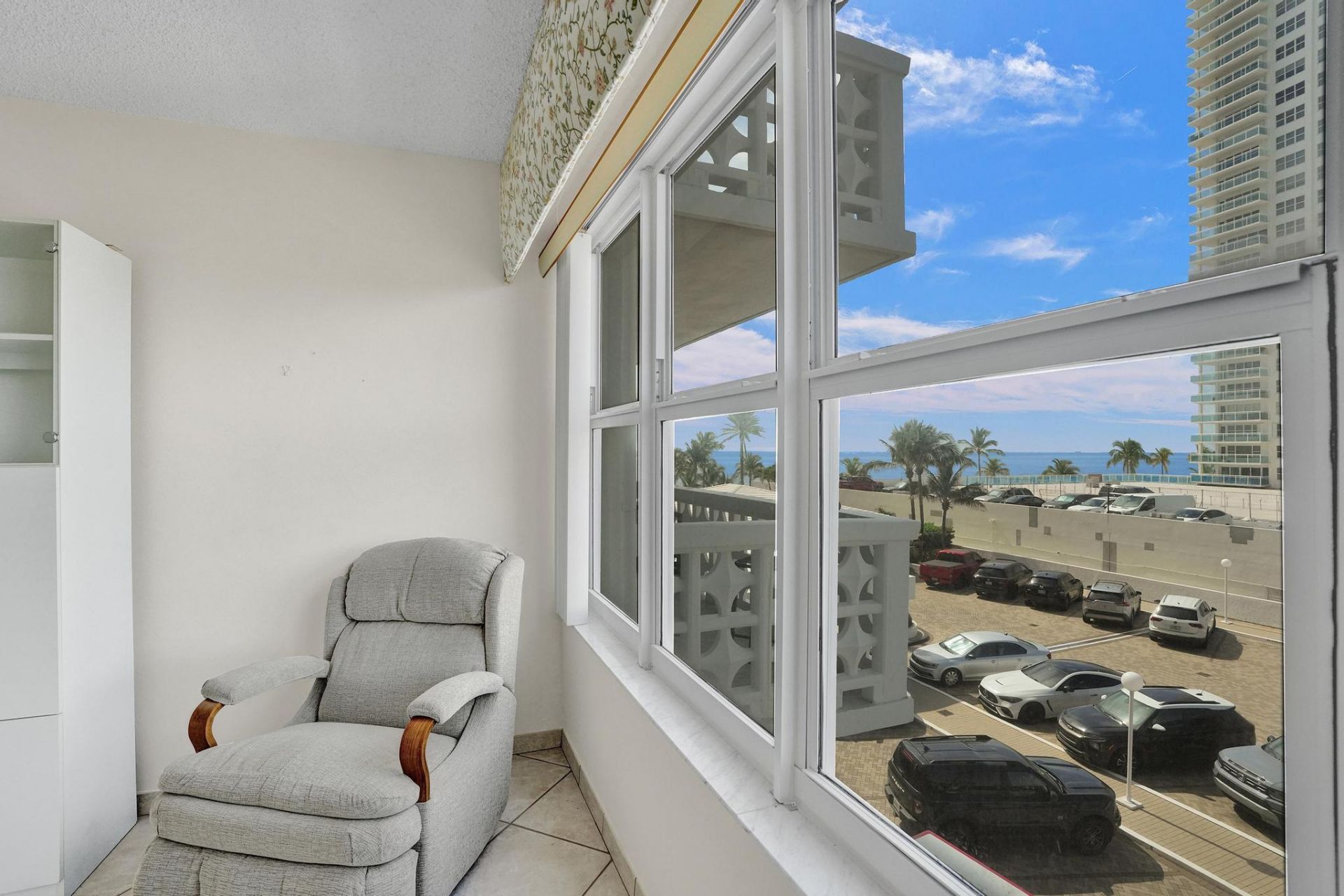 4010 Galt Ocean Drive, Unit 310, Fort Lauderdale, FL 33308 Photo