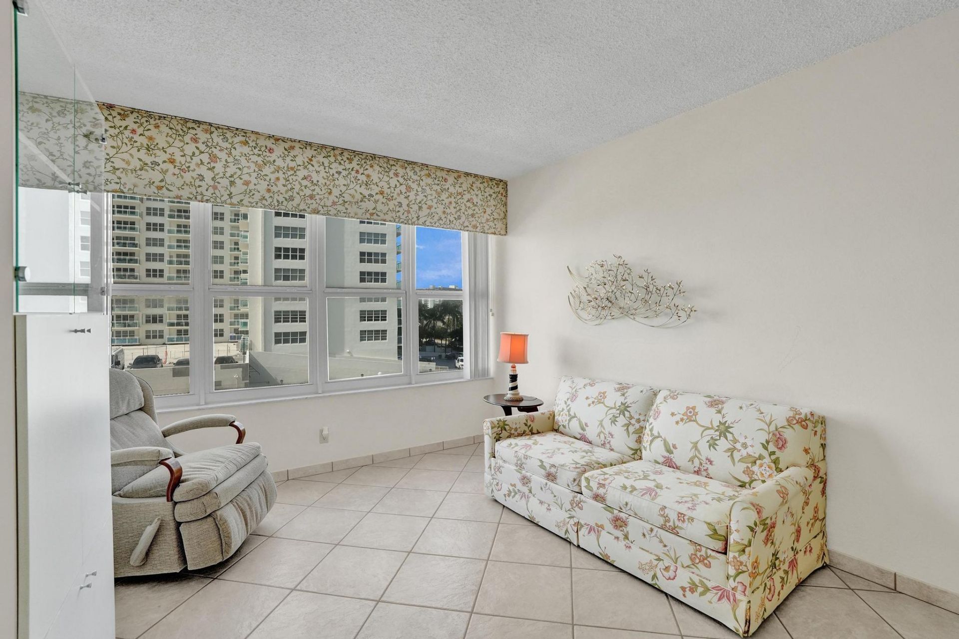 4010 Galt Ocean Drive, Unit 310, Fort Lauderdale, FL 33308 Photo