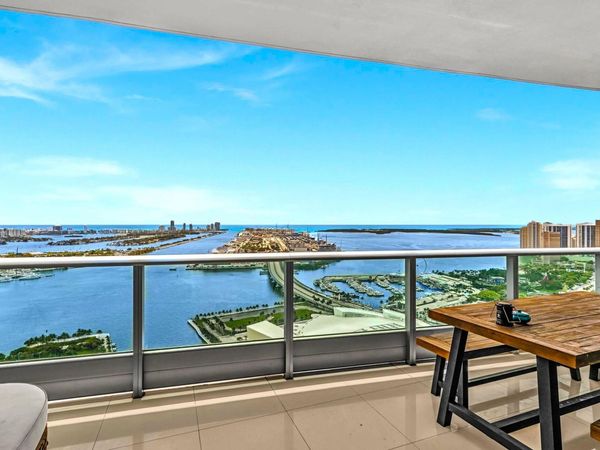 900 Biscayne Boulevard, Unit 4703, Miami, FL 33132