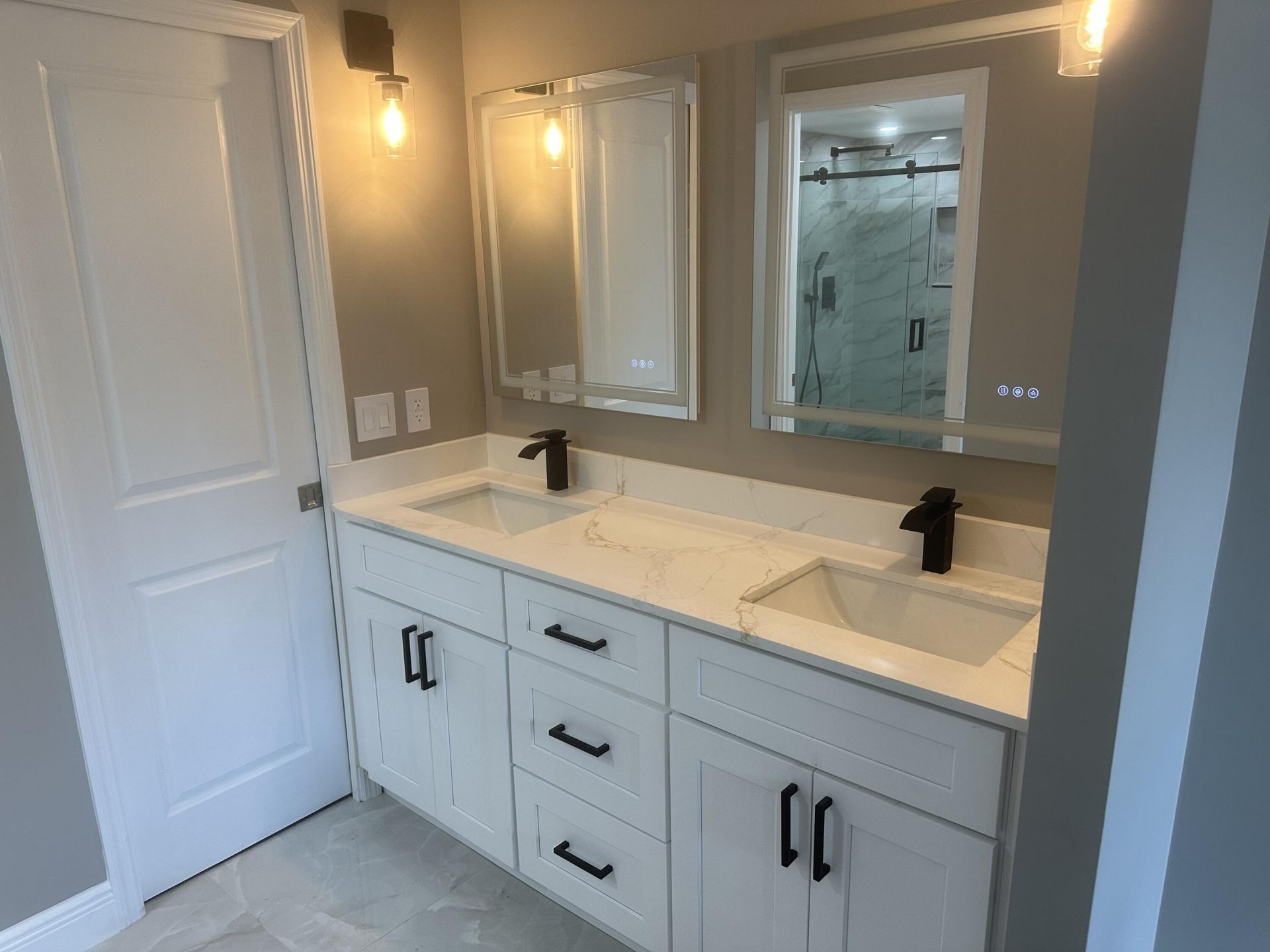 1 Royal Palm Way, Unit 101, Boca Raton, FL 33432 Photo