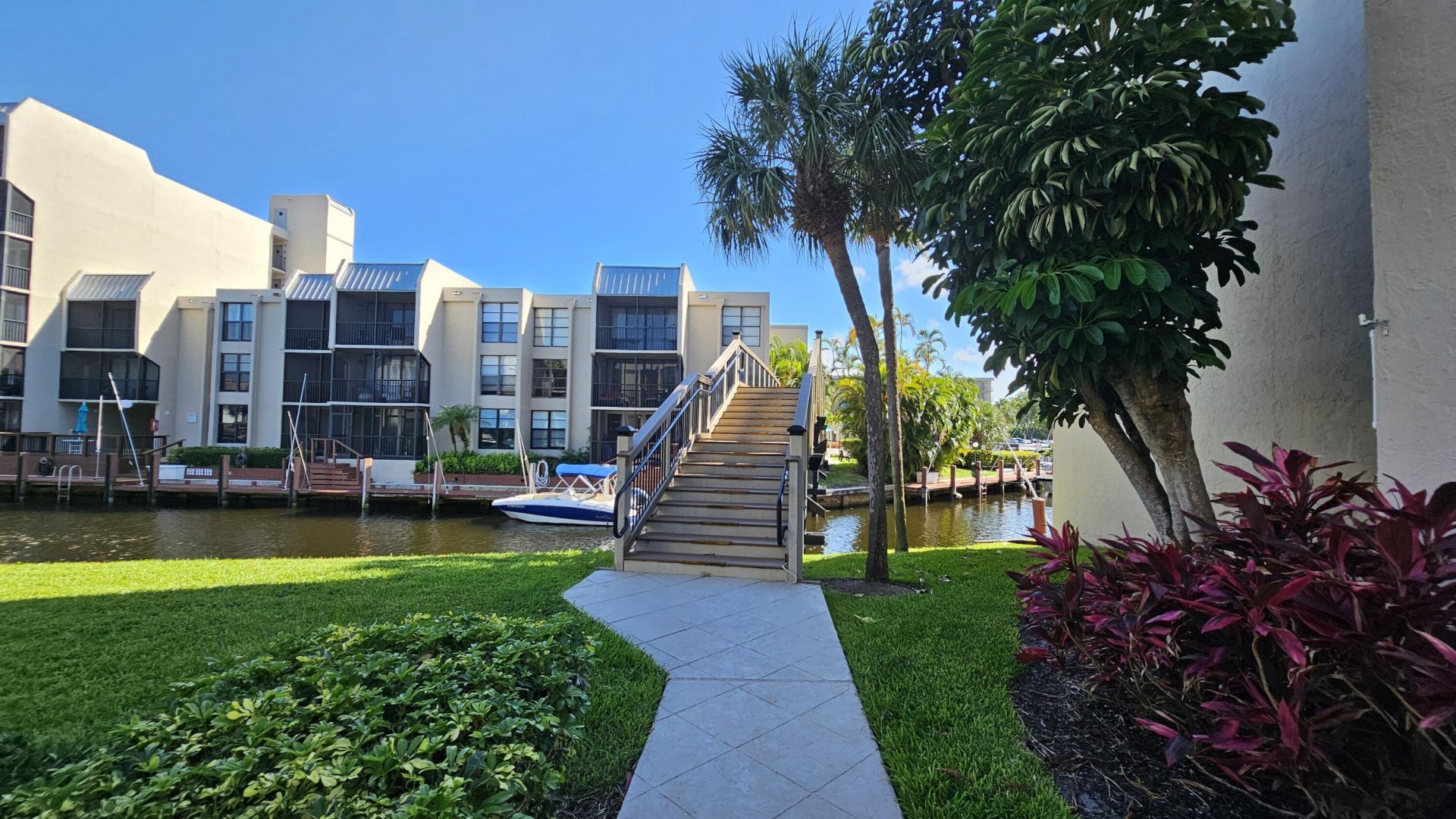 1 Royal Palm Way, Unit 101, Boca Raton, FL 33432 Photo