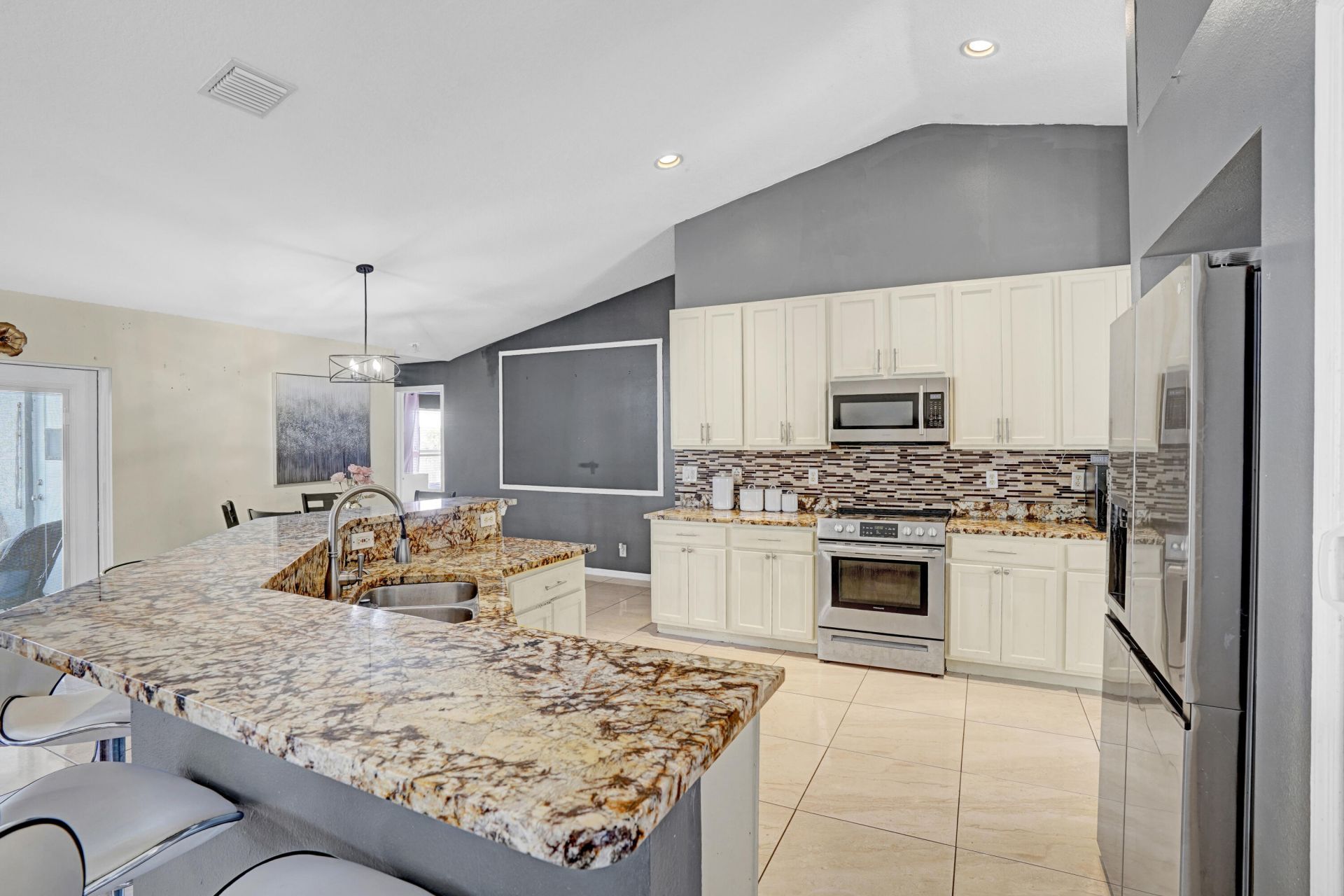 981 SW Mccomkle Avenue, Port Saint Lucie, FL 34953 Photo