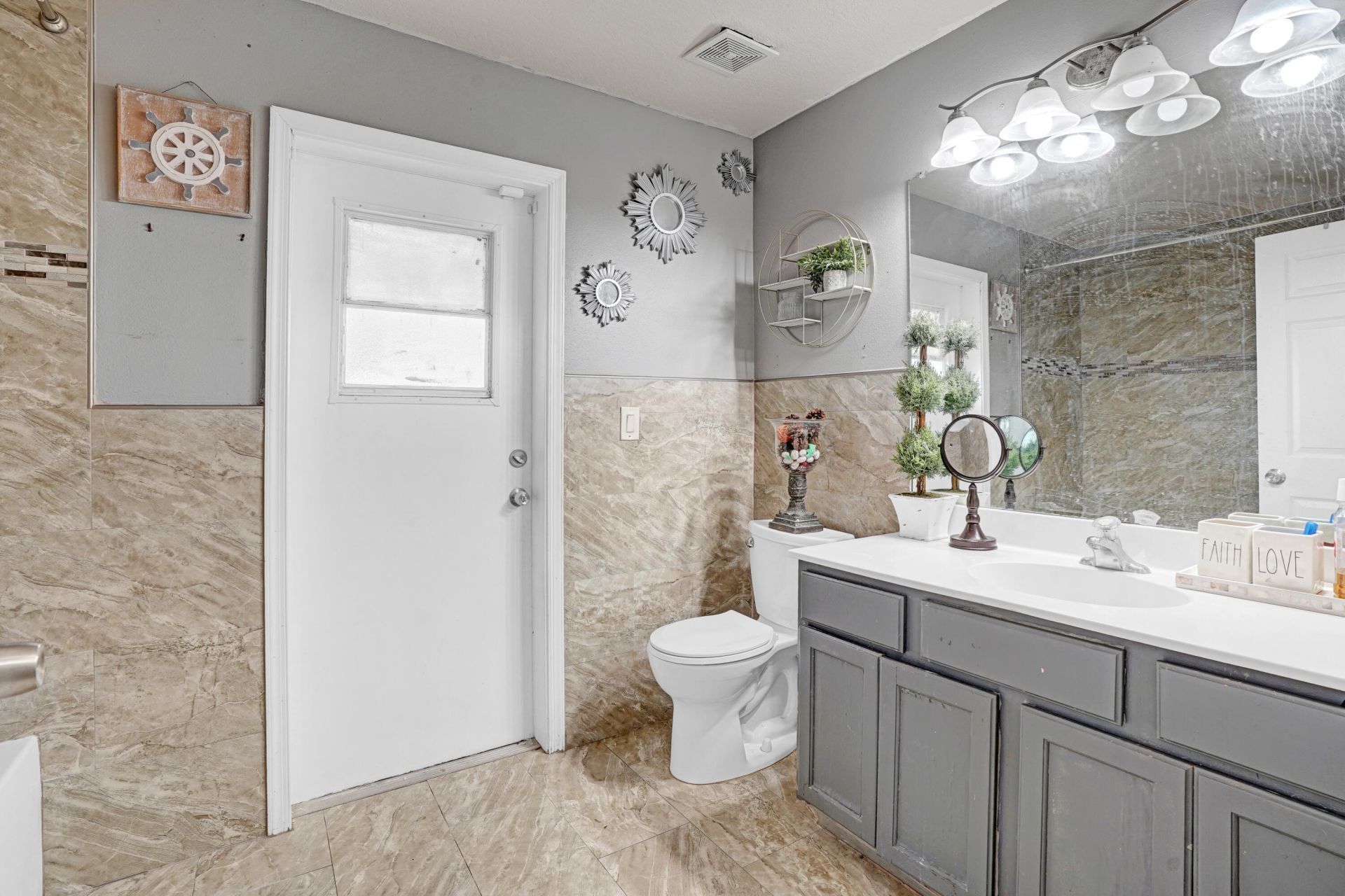 981 SW Mccomkle Avenue, Port Saint Lucie, FL 34953 Photo