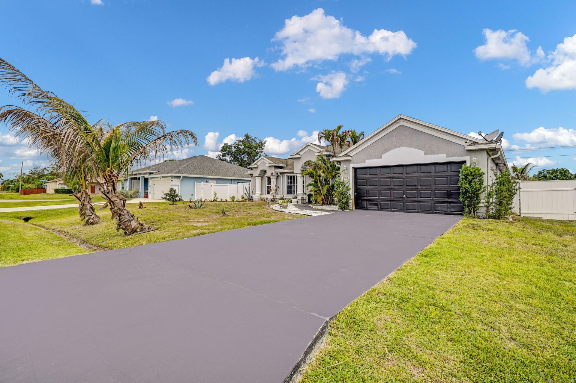 981 SW Mccomkle Avenue, Port Saint Lucie, FL 34953 Photo