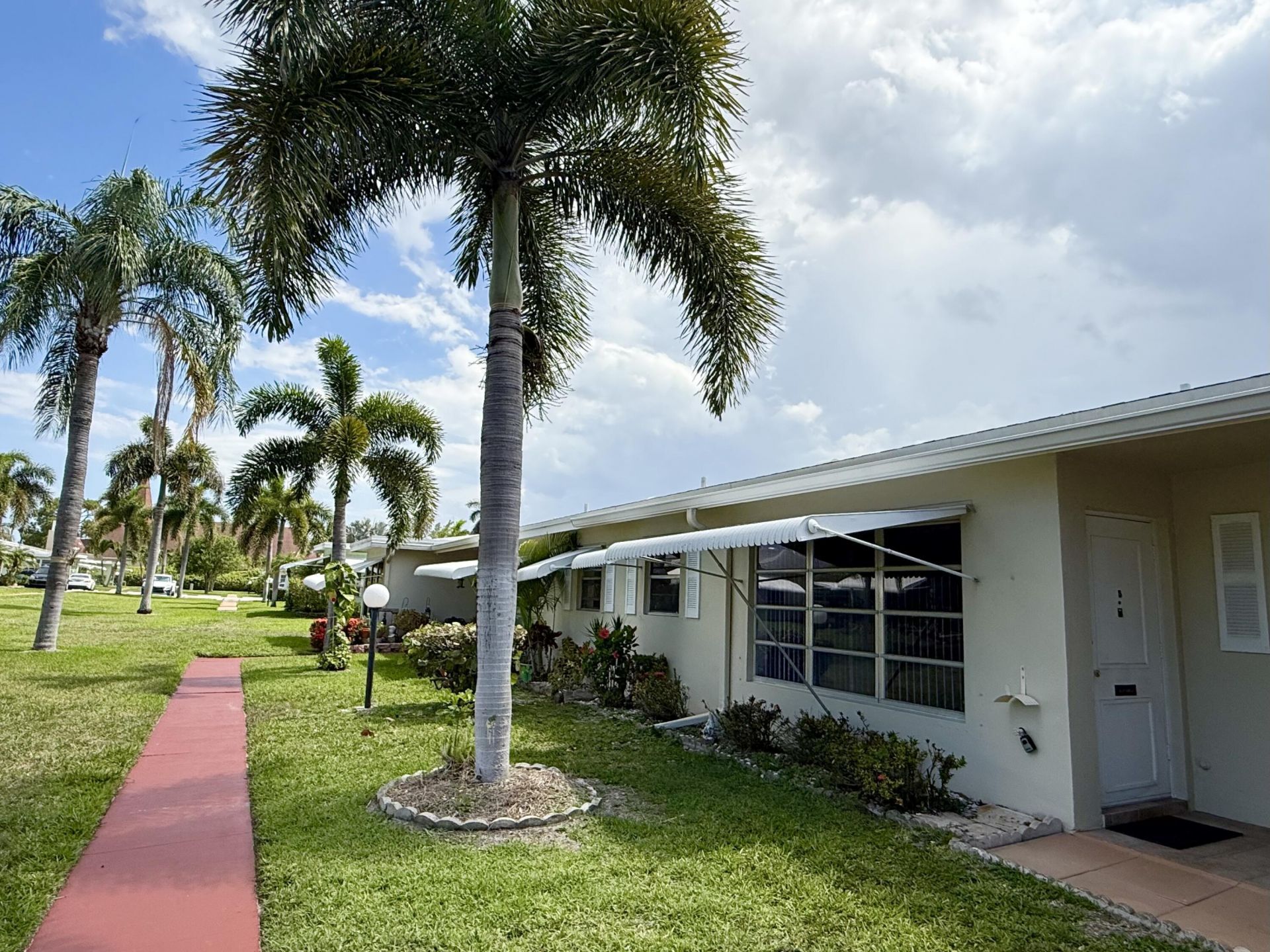 200 Pine Point Drive, Unit B, Boynton Beach, FL 33435 Photo