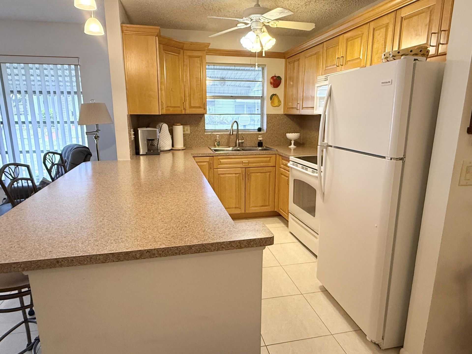 200 Pine Point Drive, Unit B, Boynton Beach, FL 33435 Photo