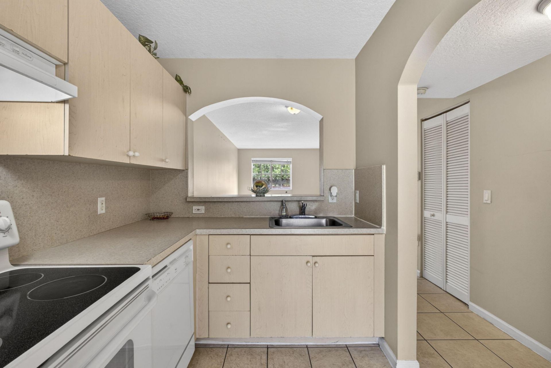 3501 Briar Bay Boulevard, Unit 105, West Palm Beach, FL 33411 Photo