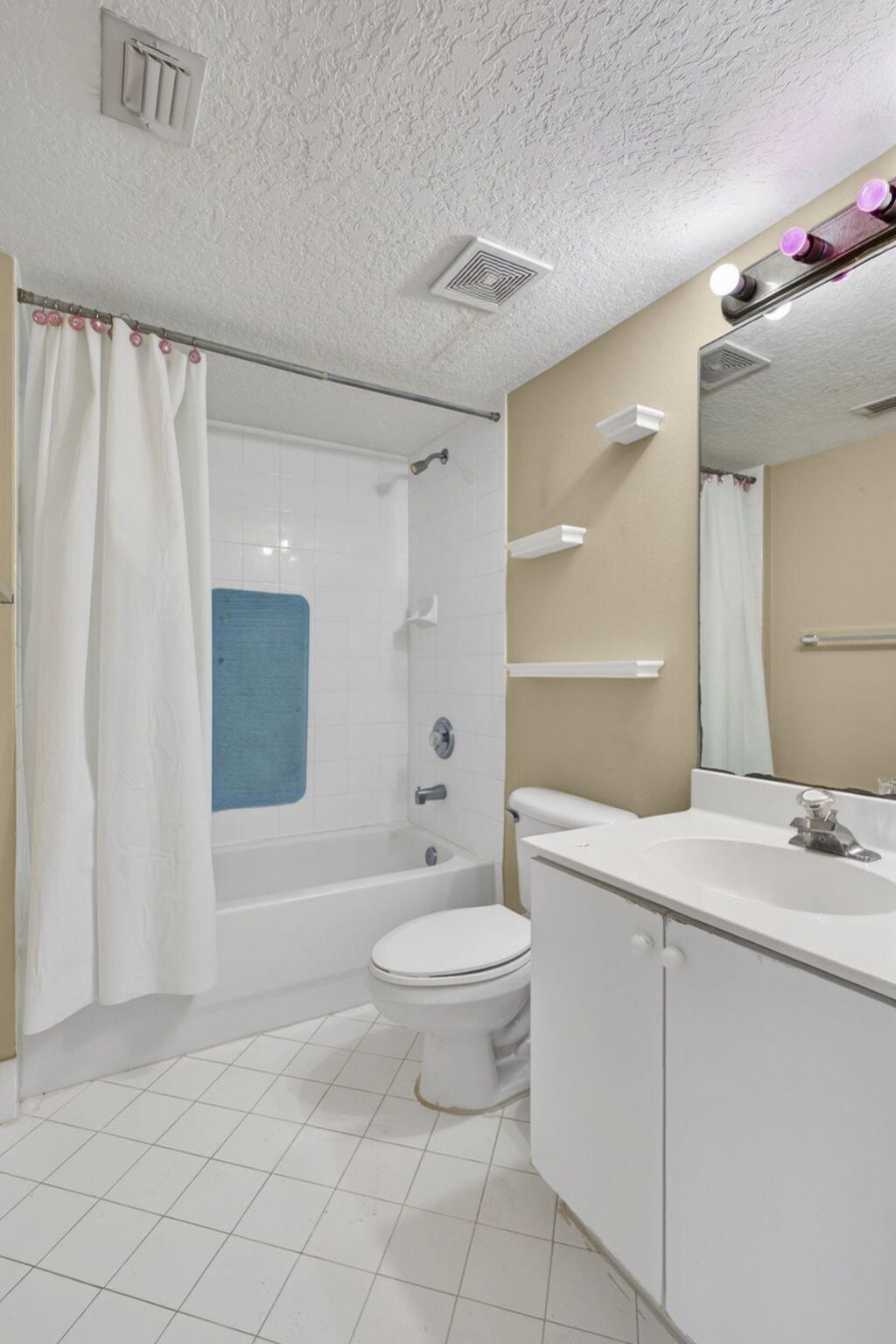 3501 Briar Bay Boulevard, Unit 105, West Palm Beach, FL 33411 Photo