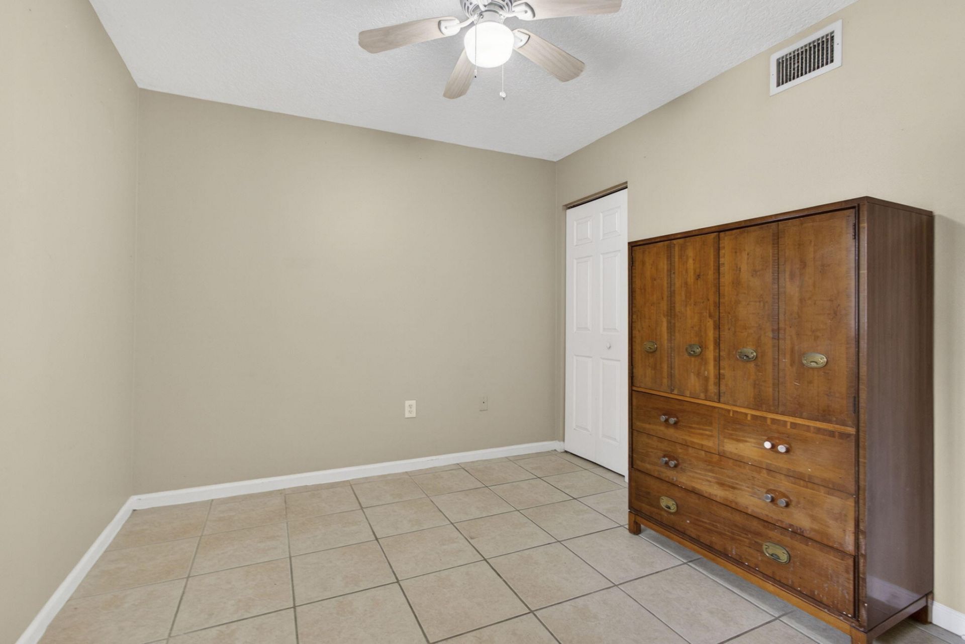 3501 Briar Bay Boulevard, Unit 105, West Palm Beach, FL 33411 Photo
