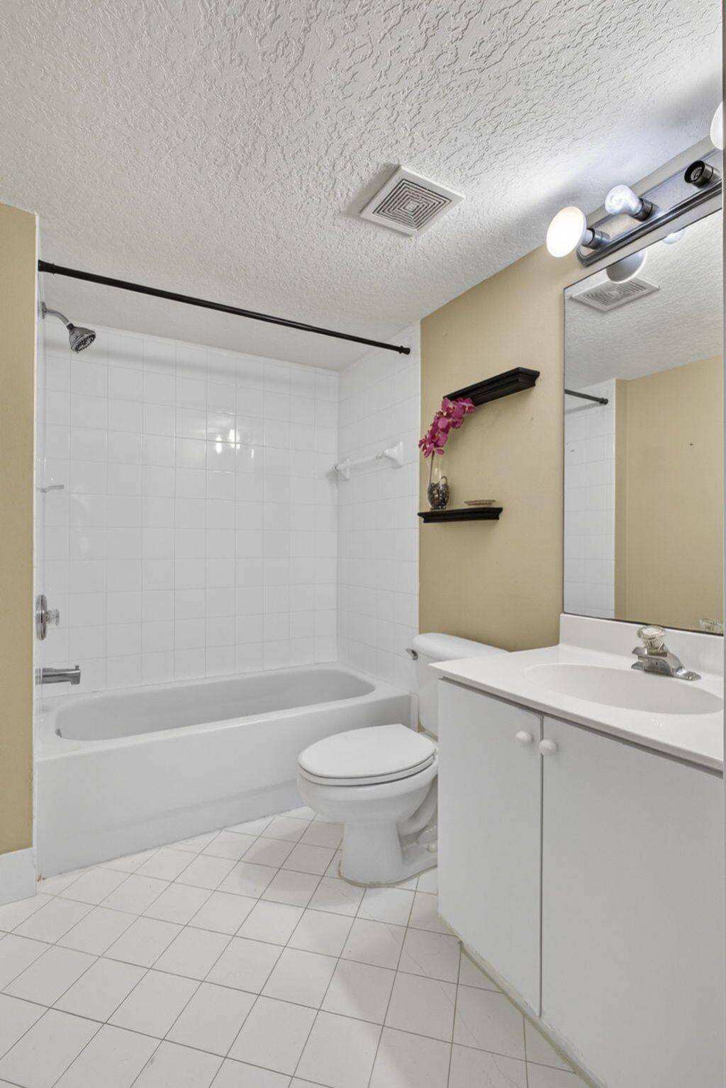 3501 Briar Bay Boulevard, Unit 105, West Palm Beach, FL 33411 Photo