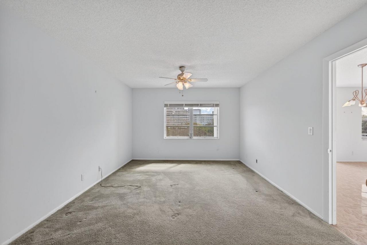 400 Diplomat Parkway, Unit 612, Hallandale Beach, FL 33009 Photo