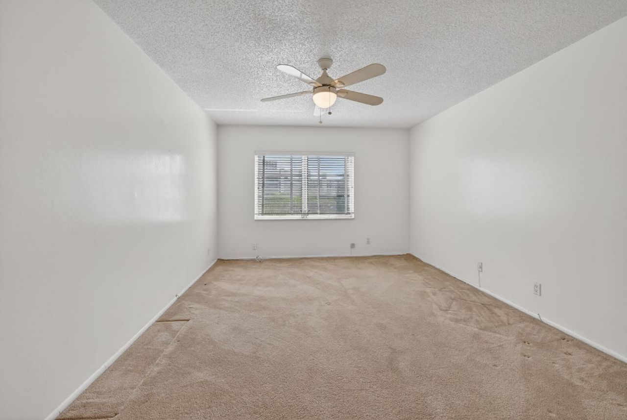 400 Diplomat Parkway, Unit 612, Hallandale Beach, FL 33009 Photo