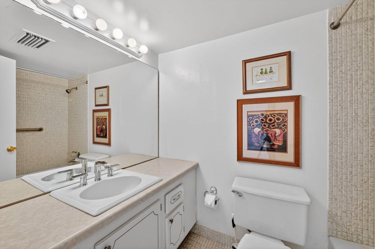 400 Diplomat Parkway, Unit 612, Hallandale Beach, FL 33009 Photo