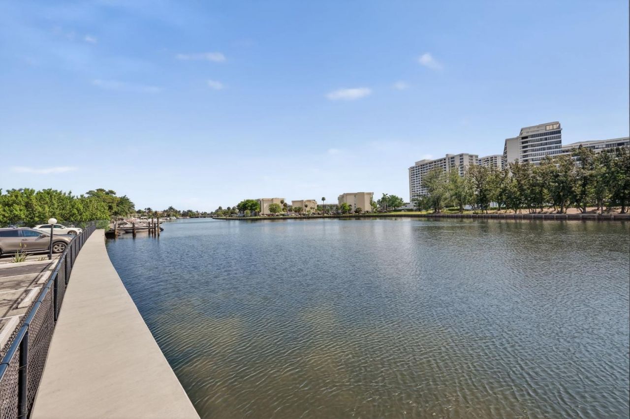 400 Diplomat Parkway, Unit 612, Hallandale Beach, FL 33009 Photo