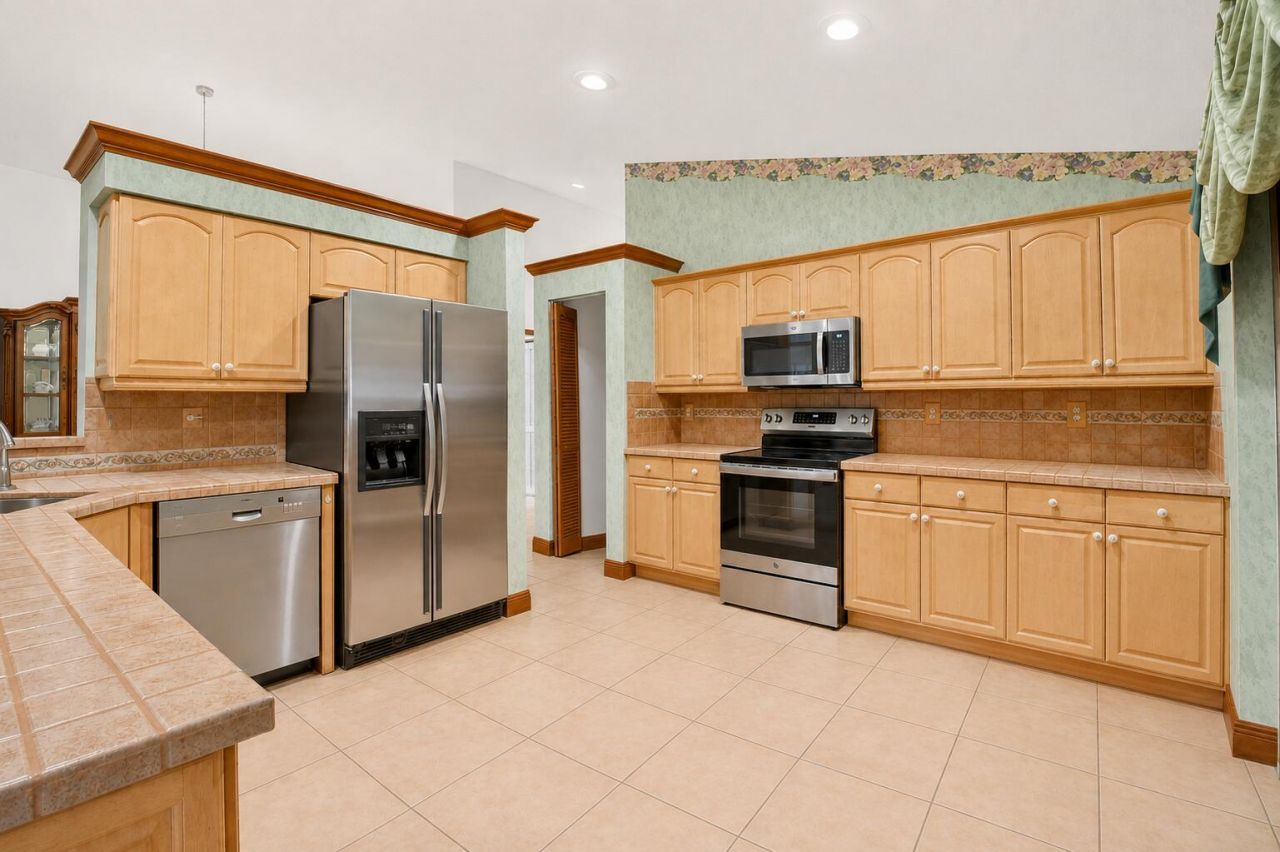 1059 Fairfax Circle W, Boynton Beach, FL 33436 Photo