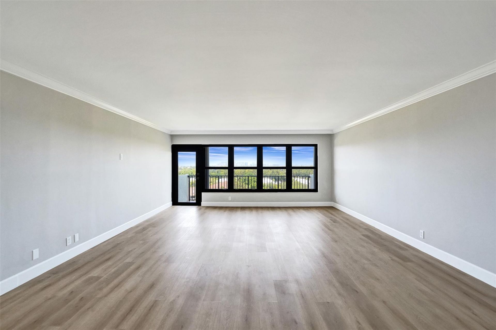 3200 Port Royale Drive N, Unit 905, Fort Lauderdale, FL 33308 Photo