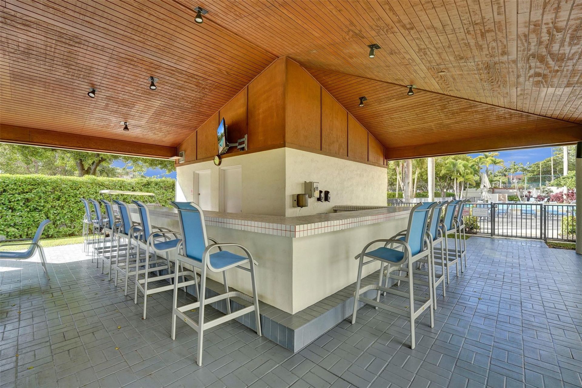 3200 Port Royale Drive N, Unit 905, Fort Lauderdale, FL 33308 Photo