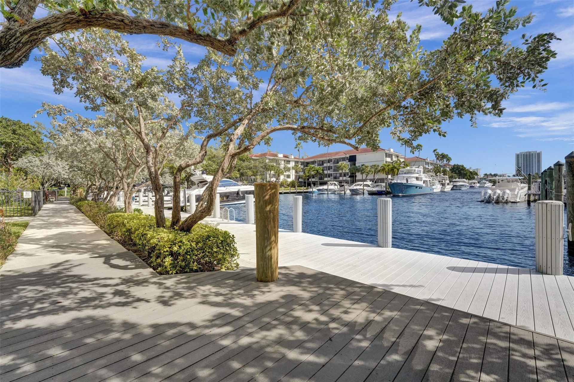 3200 Port Royale Drive N, Unit 905, Fort Lauderdale, FL 33308 Photo