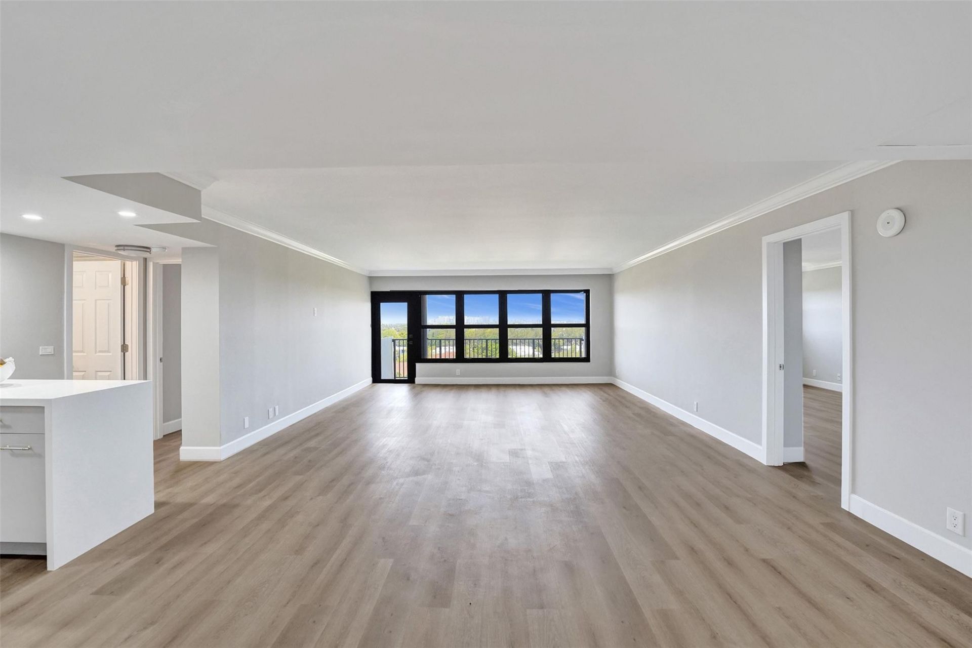 3200 Port Royale Drive N, Unit 905, Fort Lauderdale, FL 33308 Photo