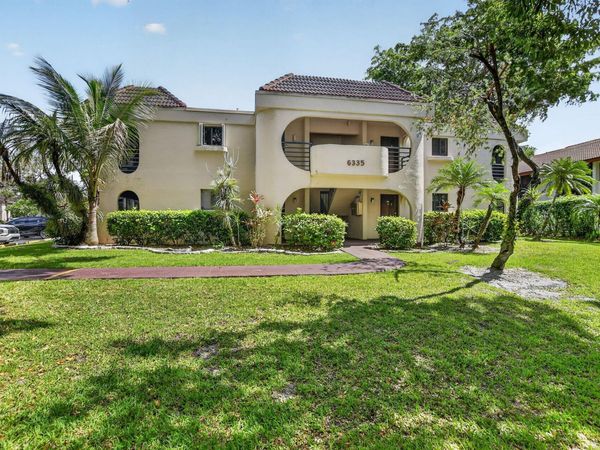 6335 Longboat Lane W, Unit E104, Boca Raton, FL 33433