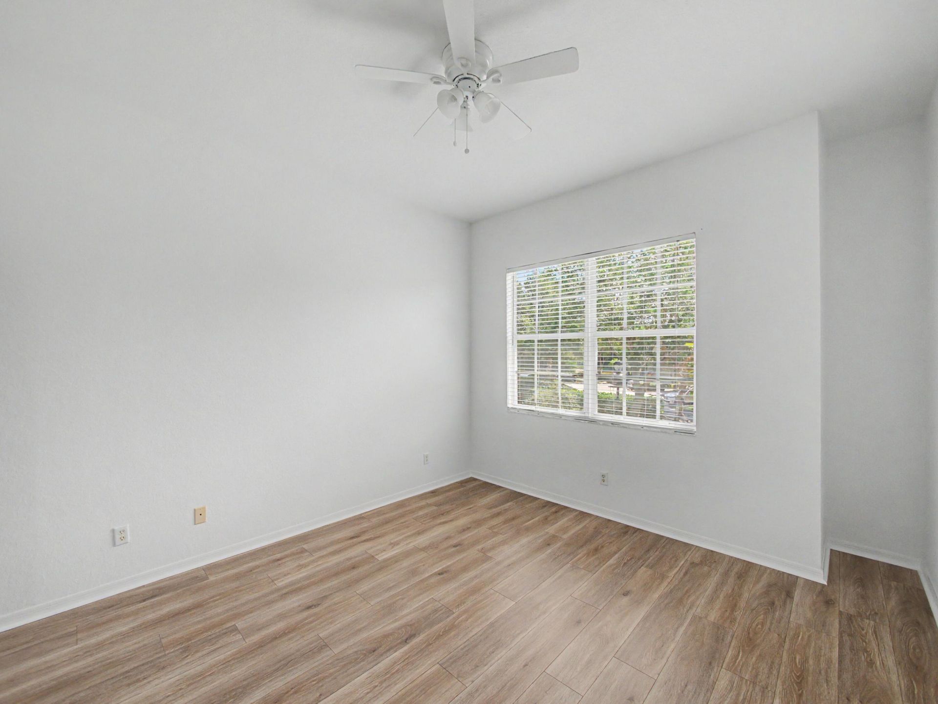 4910 Bonsai Circle, Unit 202, Palm Beach Gardens, FL 33418 Photo