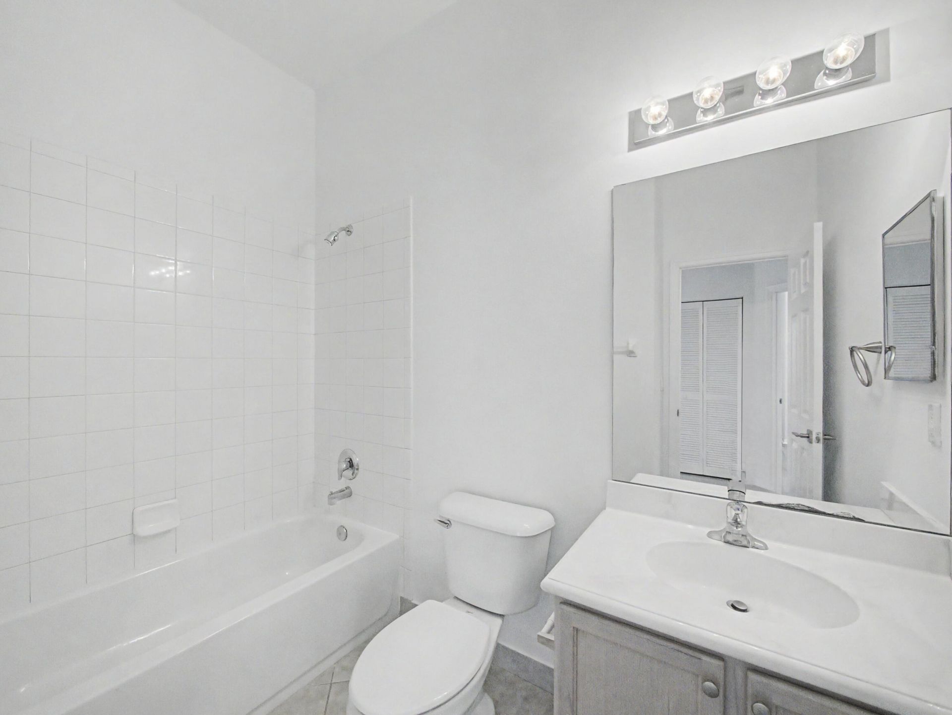 4910 Bonsai Circle, Unit 202, Palm Beach Gardens, FL 33418 Photo