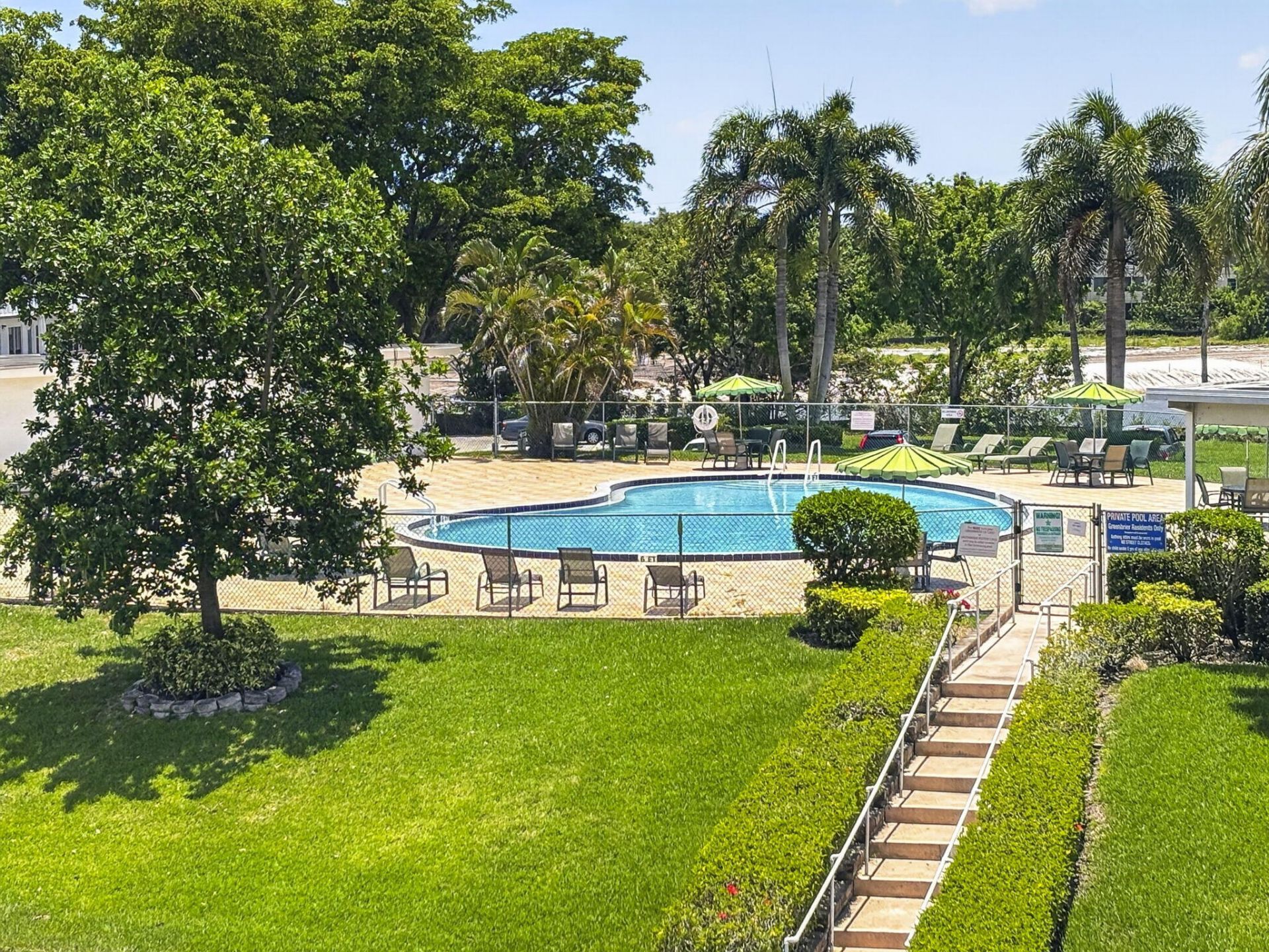 308 Greenbrier A, West Palm Beach, FL 33417 Photo