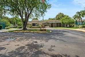 504 Gardens Drive, Unit 203, Pompano Beach, FL 33069 Photo