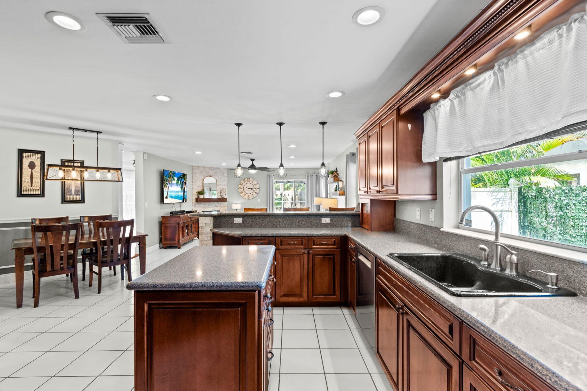 6220 NW 58th Way, Parkland, FL 33067 Photo