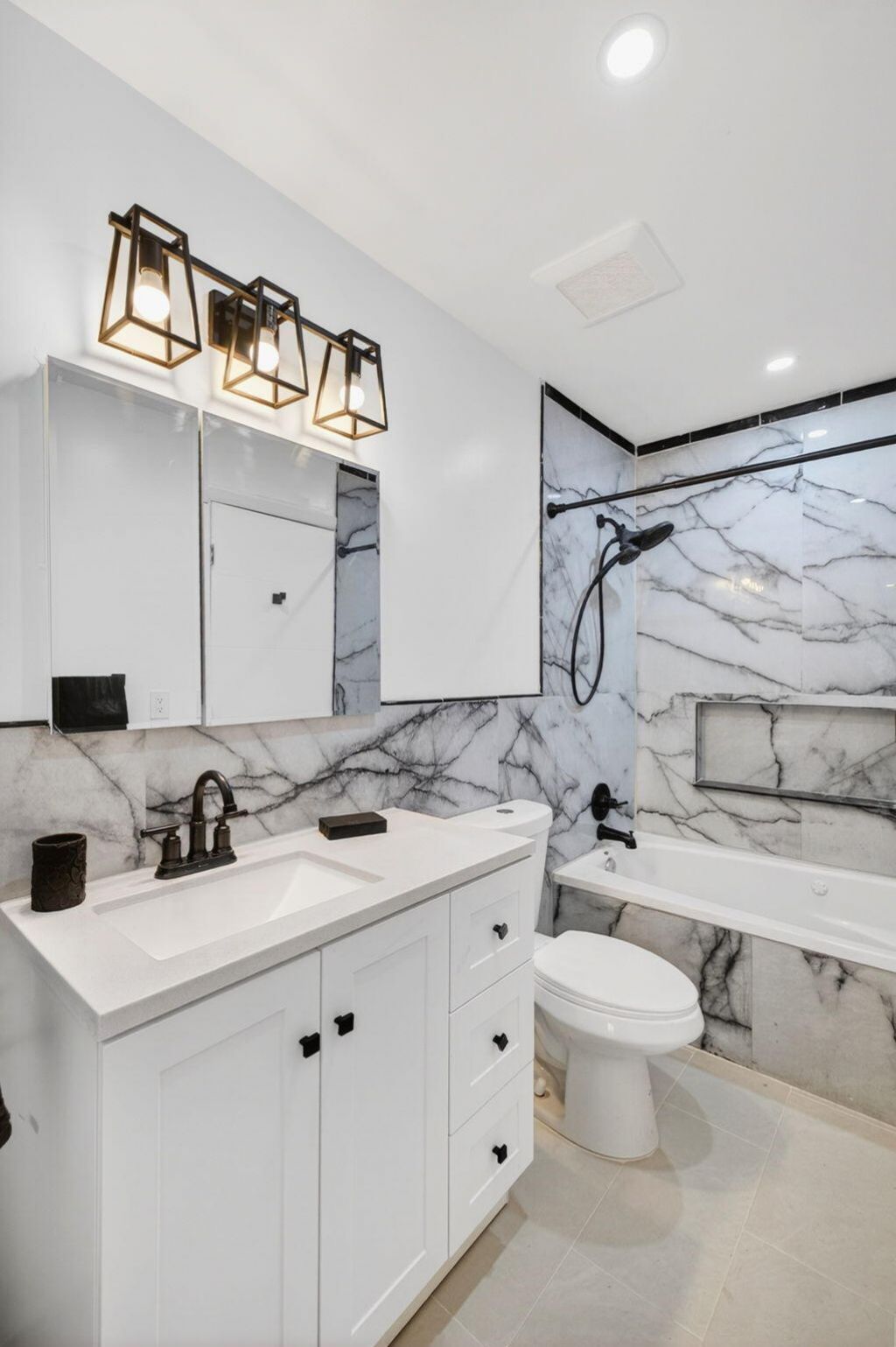 5611 NW 21st Street, Unit 8-a, Lauderhill, FL 33313 Photo