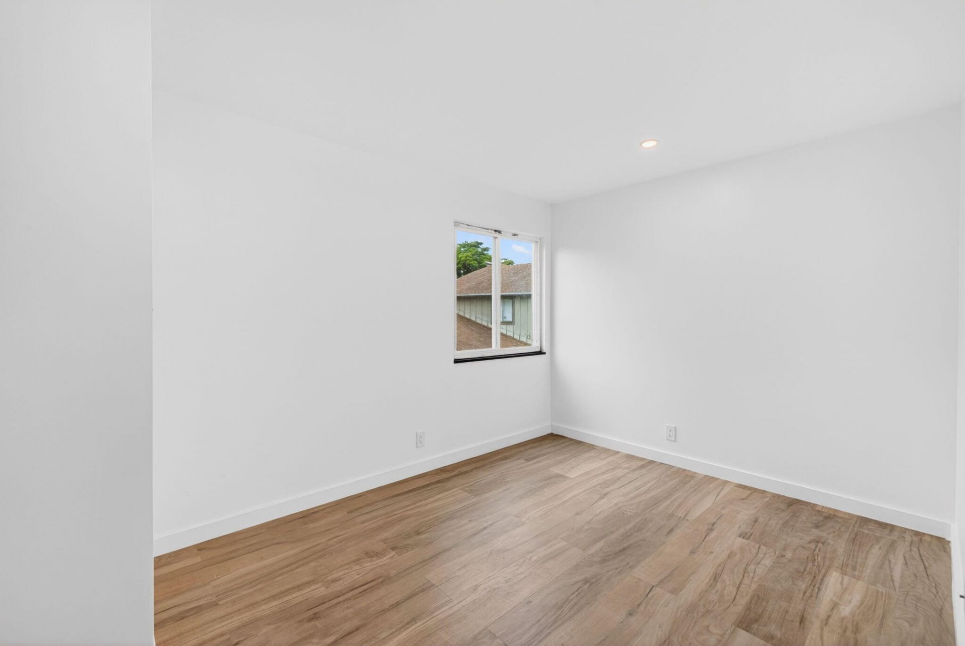 5611 NW 21st Street, Unit 8-a, Lauderhill, FL 33313 Photo