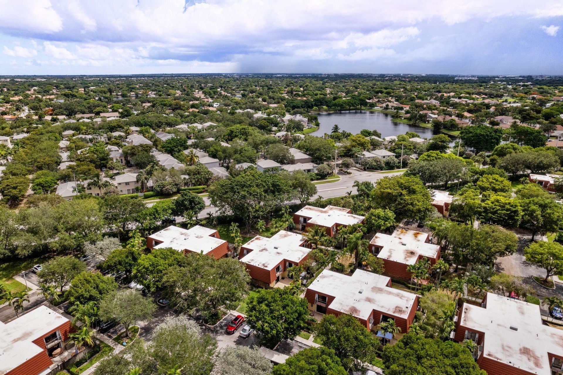 730 NW 99th Circle, Plantation, FL 33324 Photo