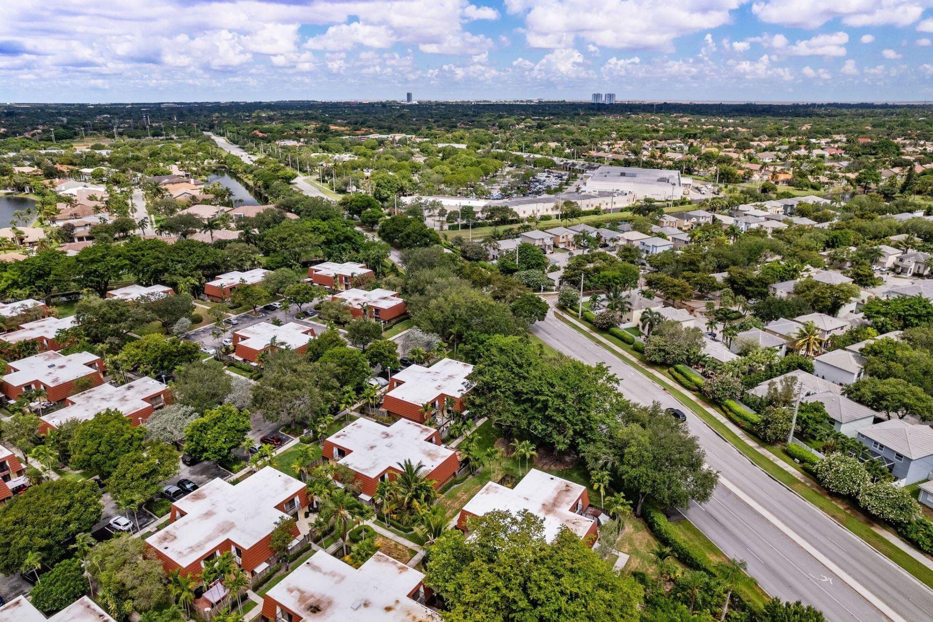 730 NW 99th Circle, Plantation, FL 33324 Photo