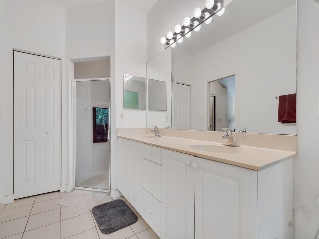 3830 Nags Head Place Sw, Vero Beach, FL 32968 Photo