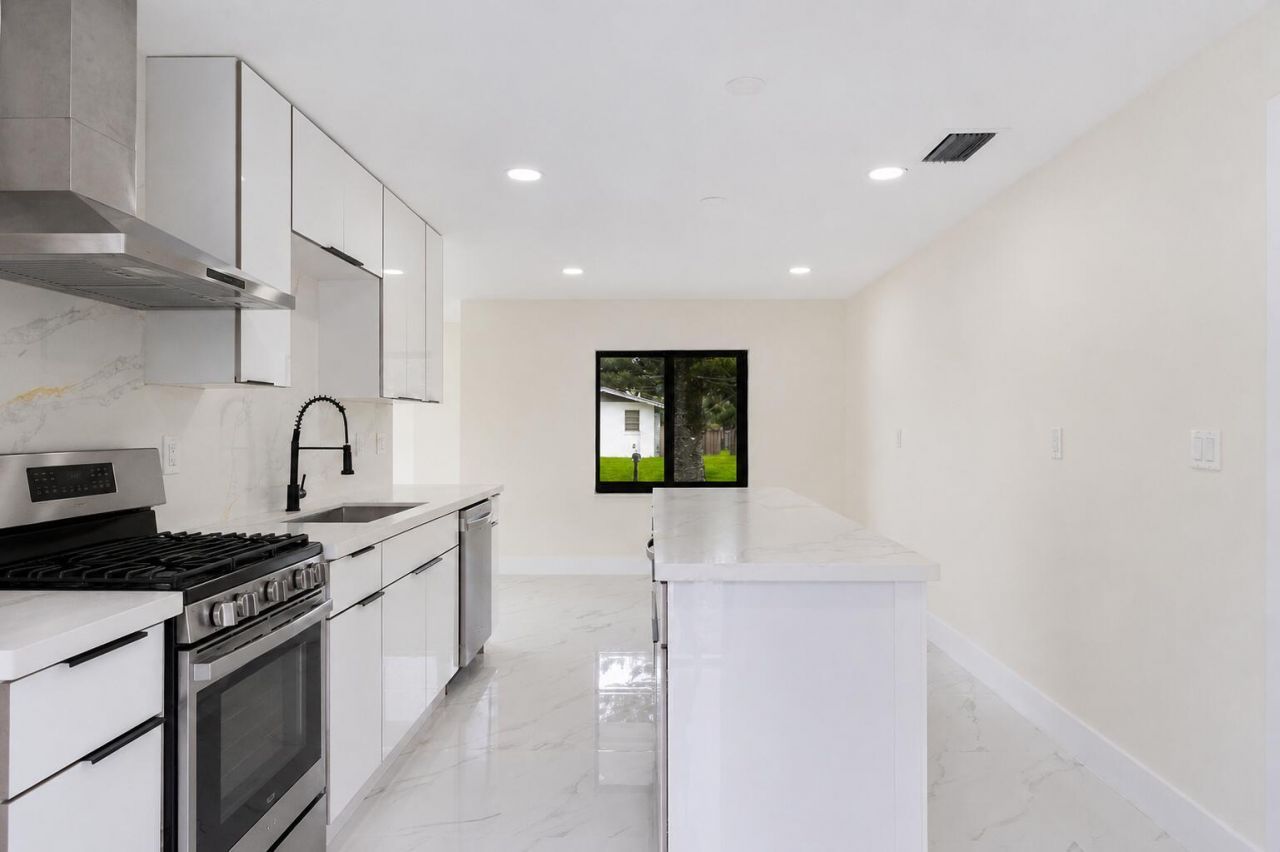 3185 Riddle Road, West Palm Beach, FL 33406 Photo