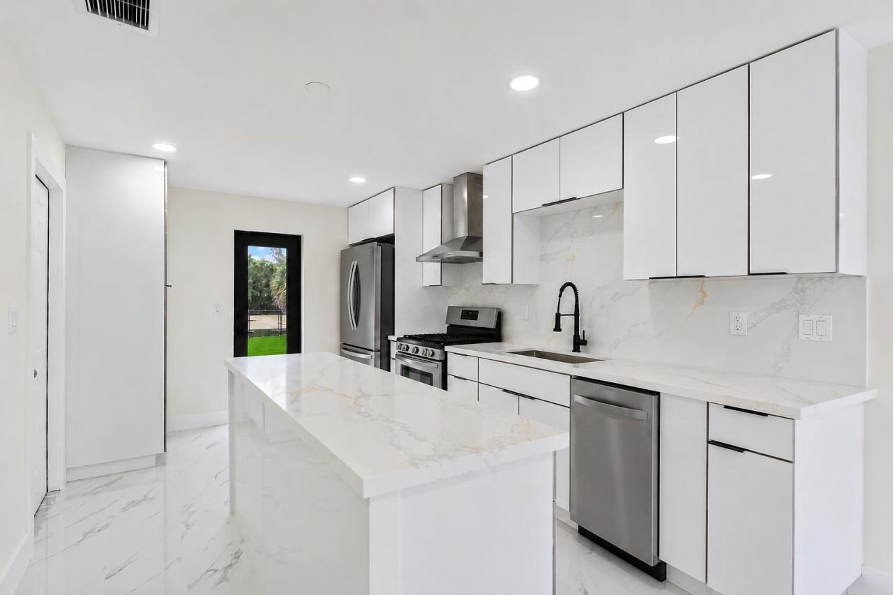 3185 Riddle Road, West Palm Beach, FL 33406 Photo