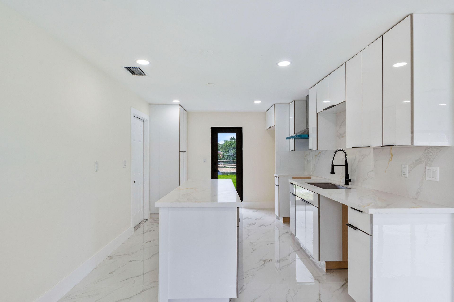 3185 Riddle Road, West Palm Beach, FL 33406 Photo