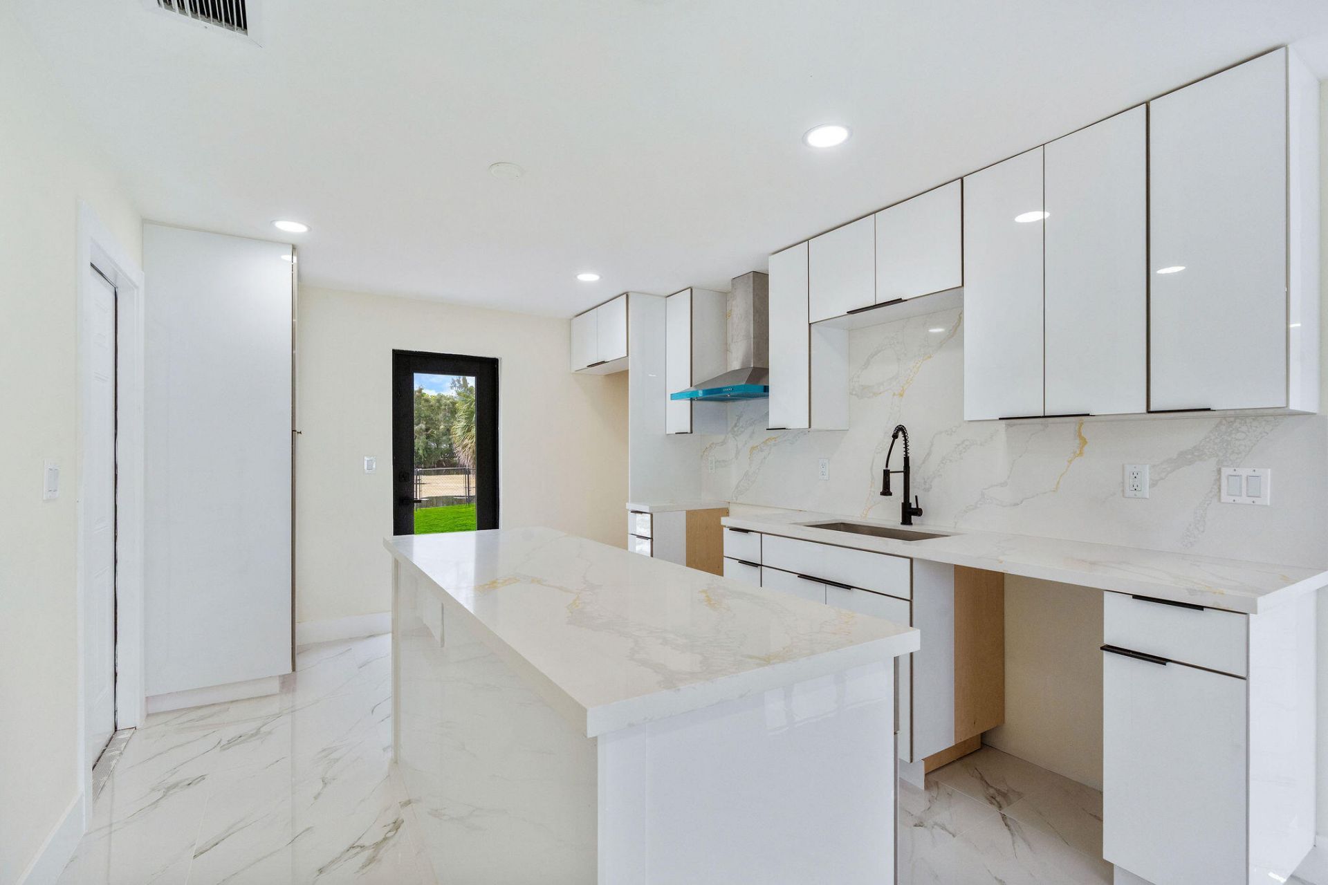 3185 Riddle Road, West Palm Beach, FL 33406 Photo