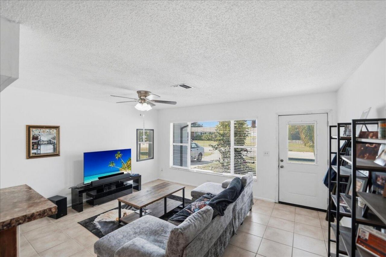 107 SE Selva Court, Port Saint Lucie, FL 34983 Photo