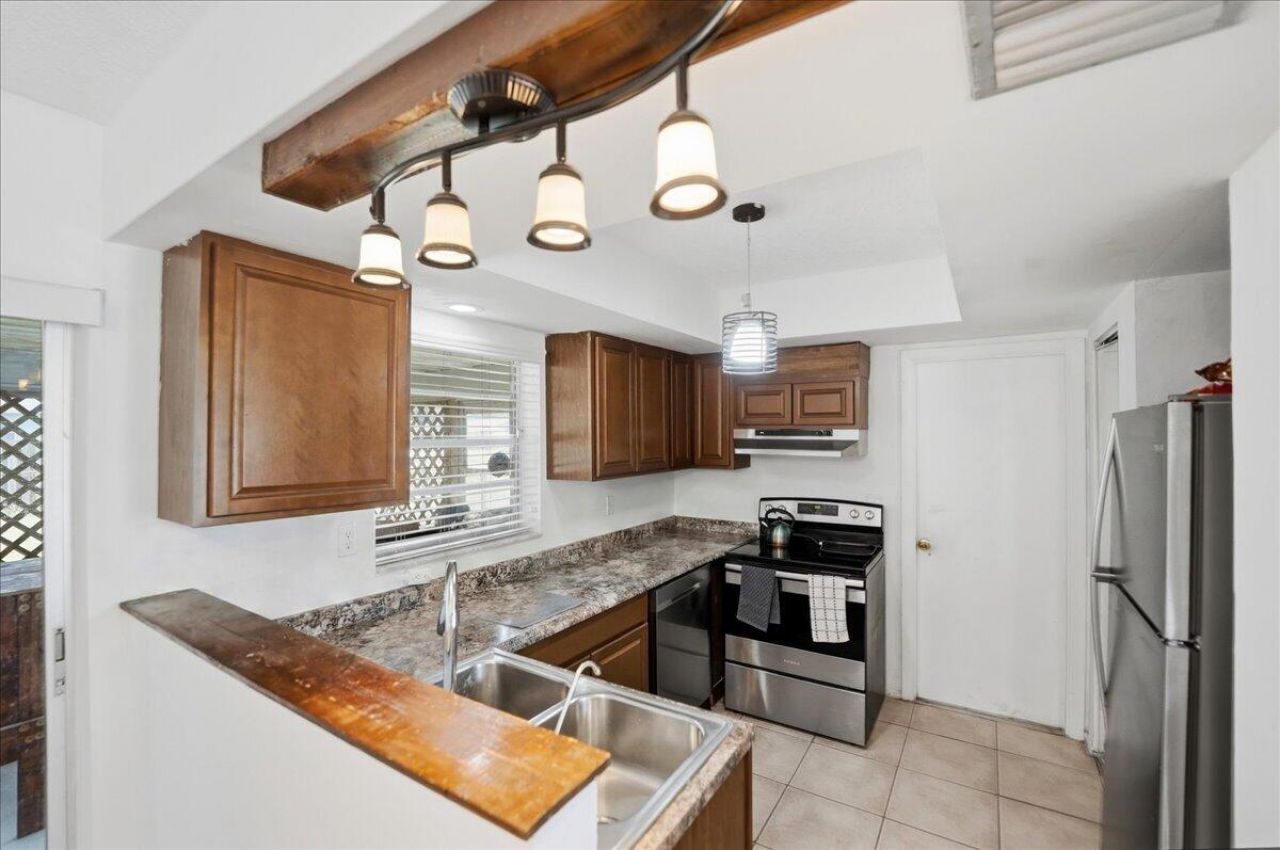 107 SE Selva Court, Port Saint Lucie, FL 34983 Photo
