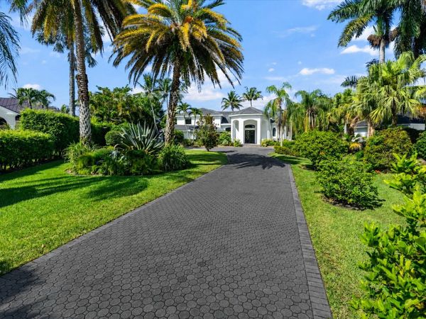 15463 Tall Oak Avenue, Delray Beach, FL 33446