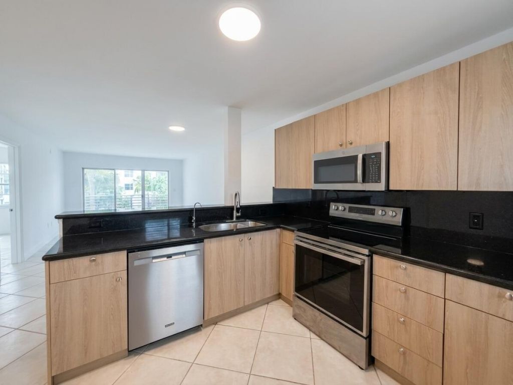 1541 S Ocean Boulevard, Unit 219, Pompano Beach, FL 33062 Photo
