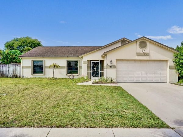 54 Cedar Circle, Boynton Beach, FL 33436