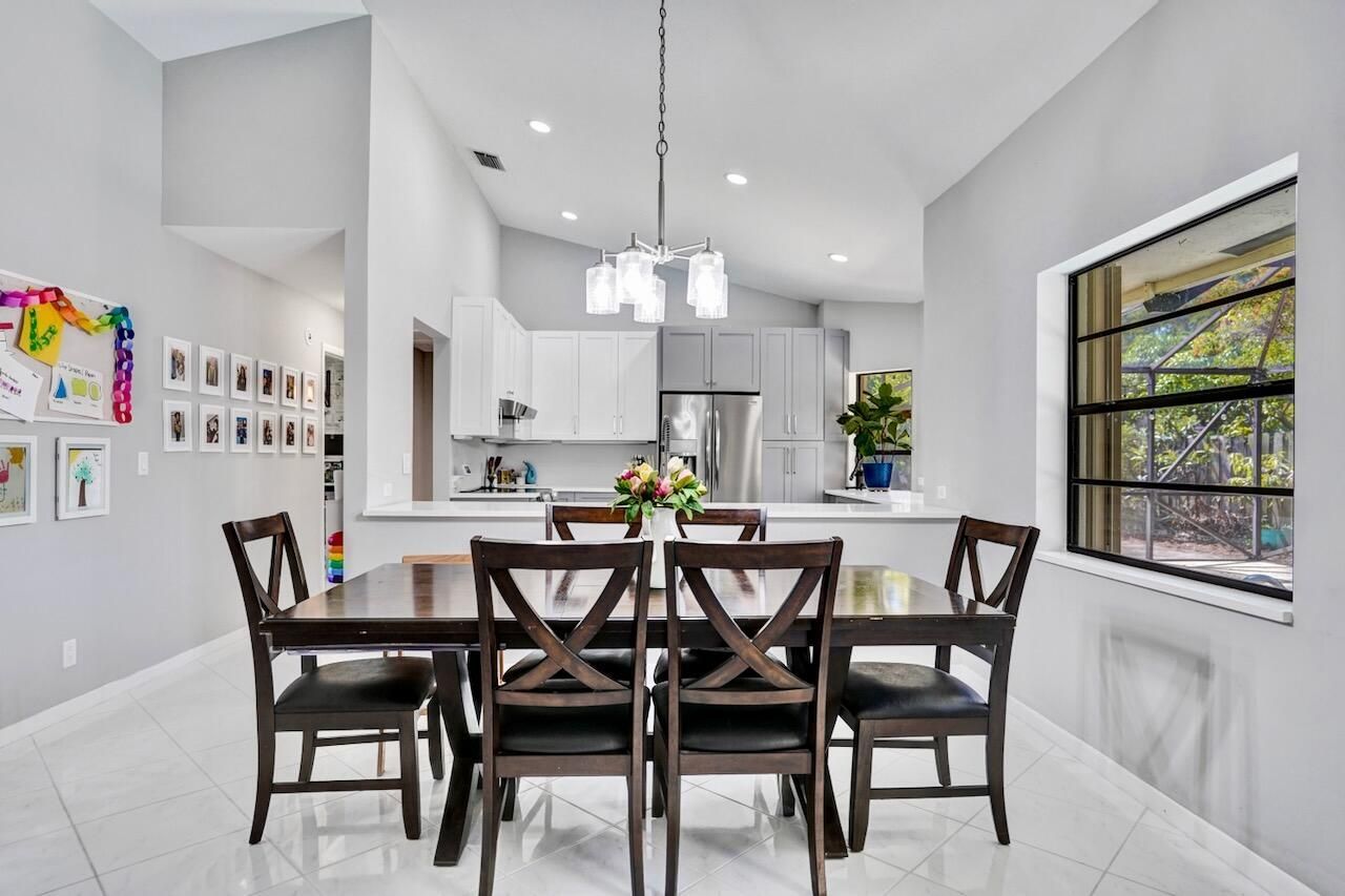 54 Cedar Circle, Boynton Beach, FL 33436 Photo