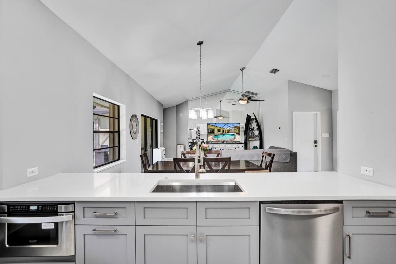 54 Cedar Circle, Boynton Beach, FL 33436 Photo
